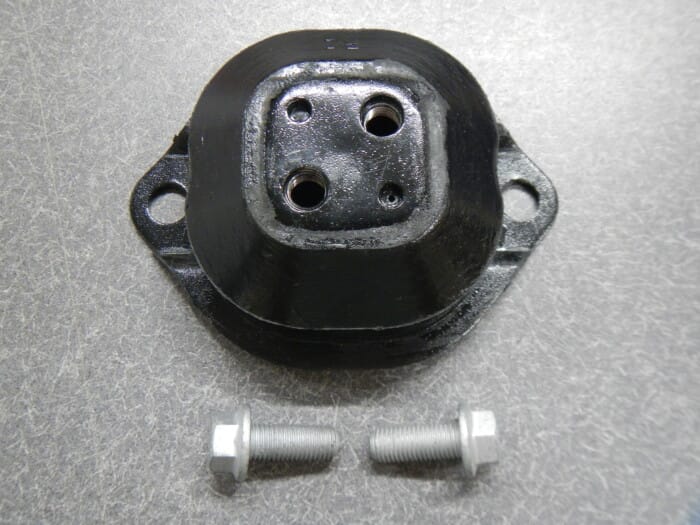 ST400 / TH400 Transmission Mount 64 65 66 67 68 69 70 Riviera LeSabre Wildcat Electra - Image 3