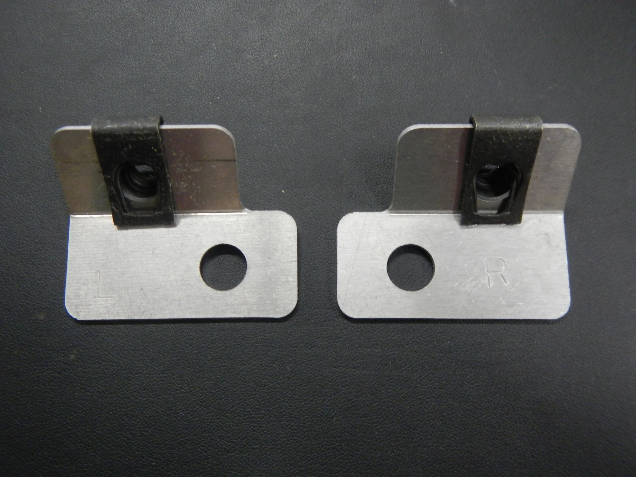 364 401 425 Buick Nailhead Spark Plug Cover Brackets 57- 59 60 61 62 63 64 65 66 - Image 3