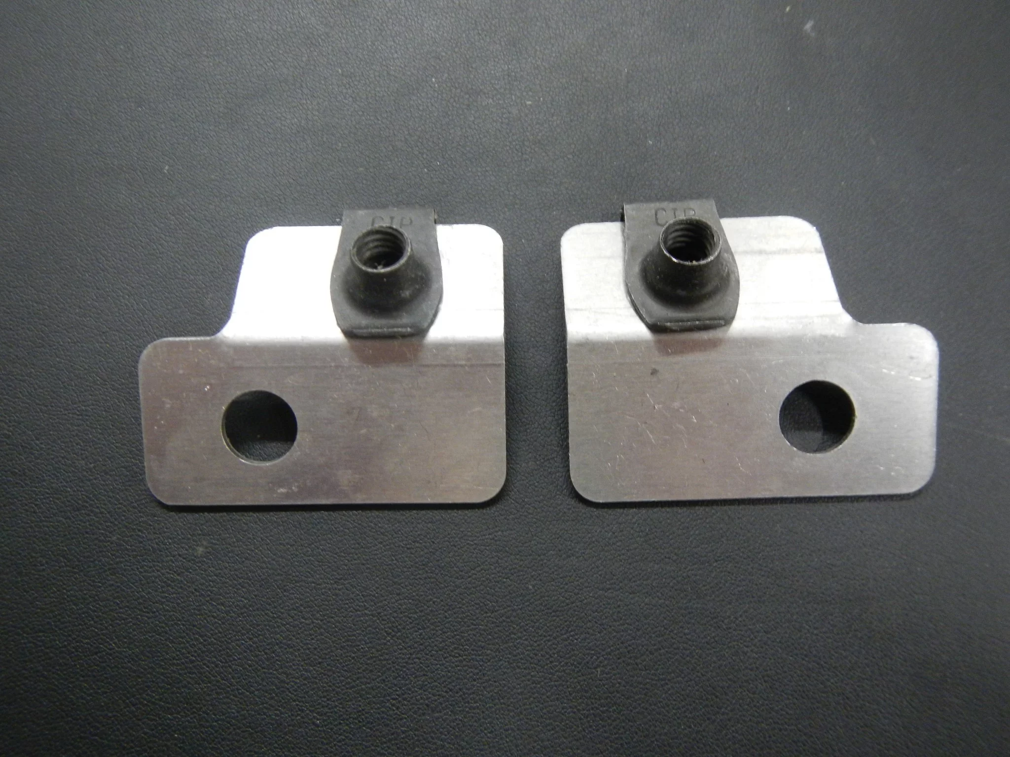 364 401 425 Buick Nailhead Spark Plug Cover Brackets 57- 59 60 61 62 63 64 65 66 - Image 6