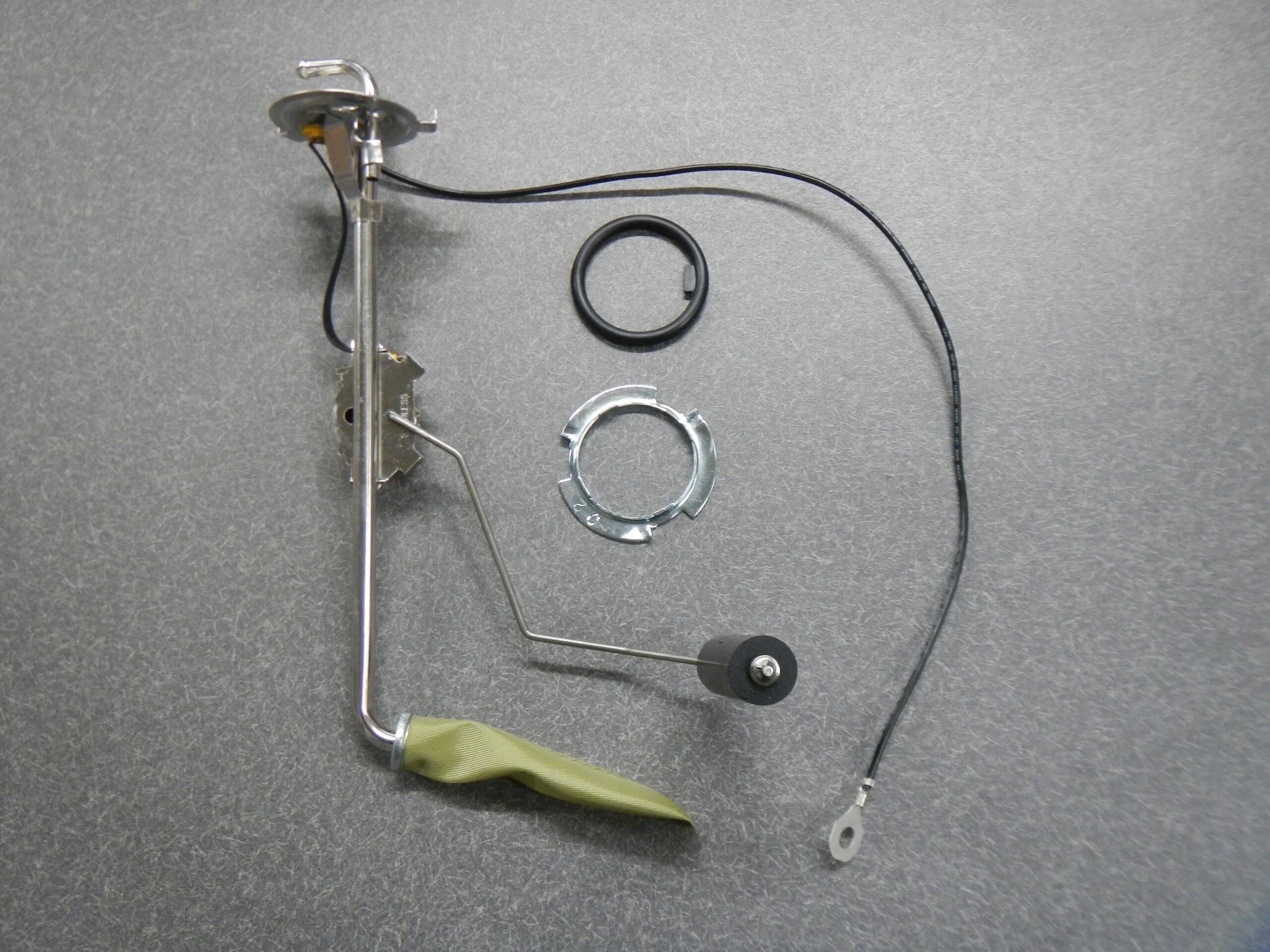 69 70 Buick Riviera Gas Tank & Sending Unit & Straps 1969 1970 Fuel Tank - Image 3