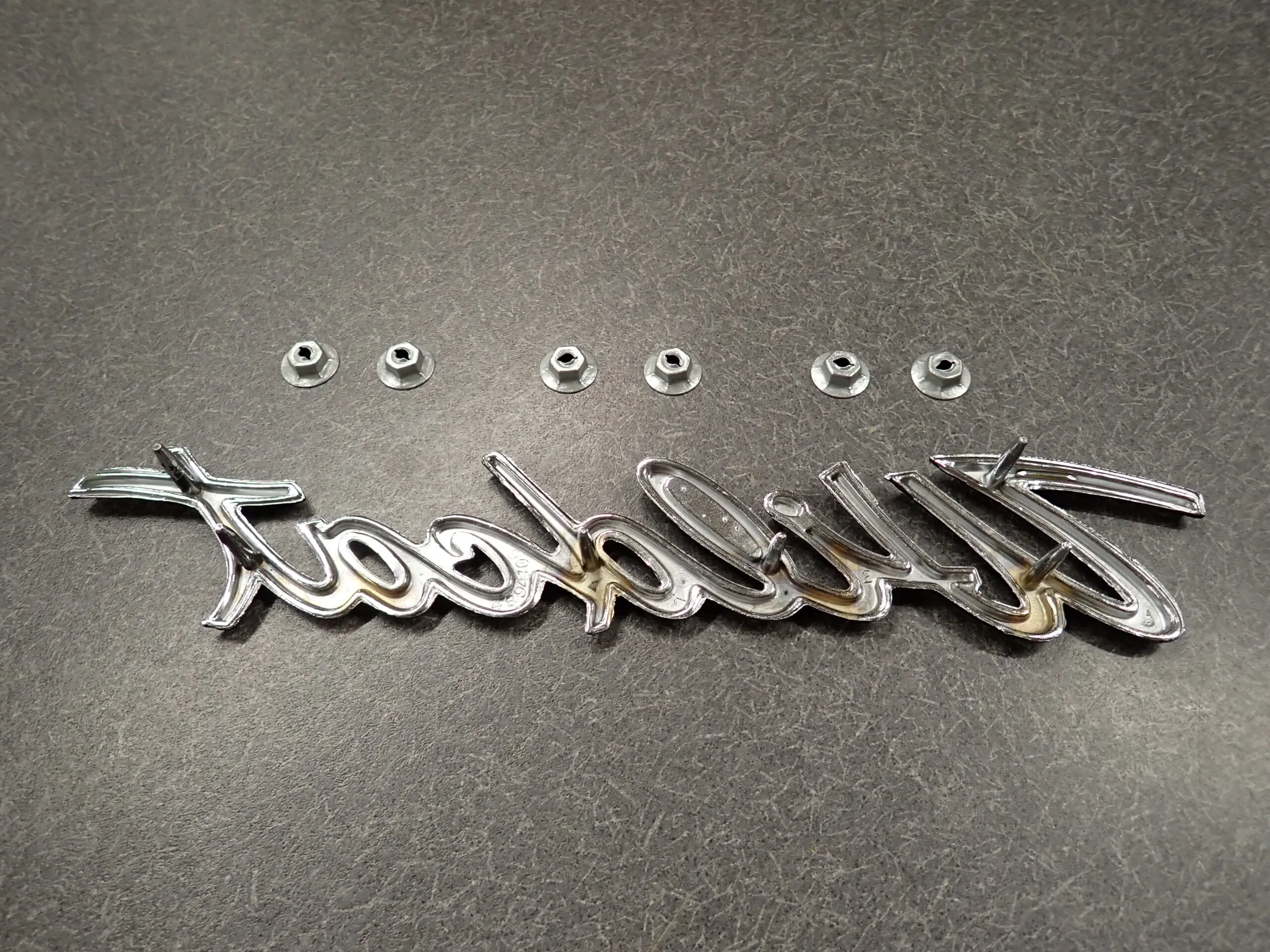 1963 Buick Wildcat Trunk Script Rear Panel Emblem 63 "Wildcat" Monogram NEW - Image 7